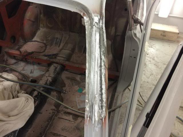 4passengerouterApillerground_zps17d21f07