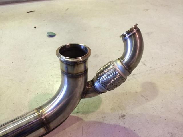 wastegatepipe_zps28cc7209.jpg