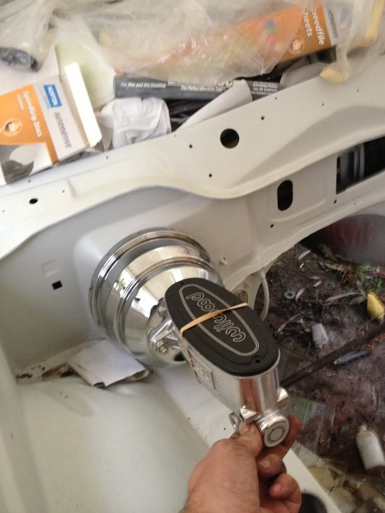 B3900834-5161-4343-AE29-43F02C41A8EA-775